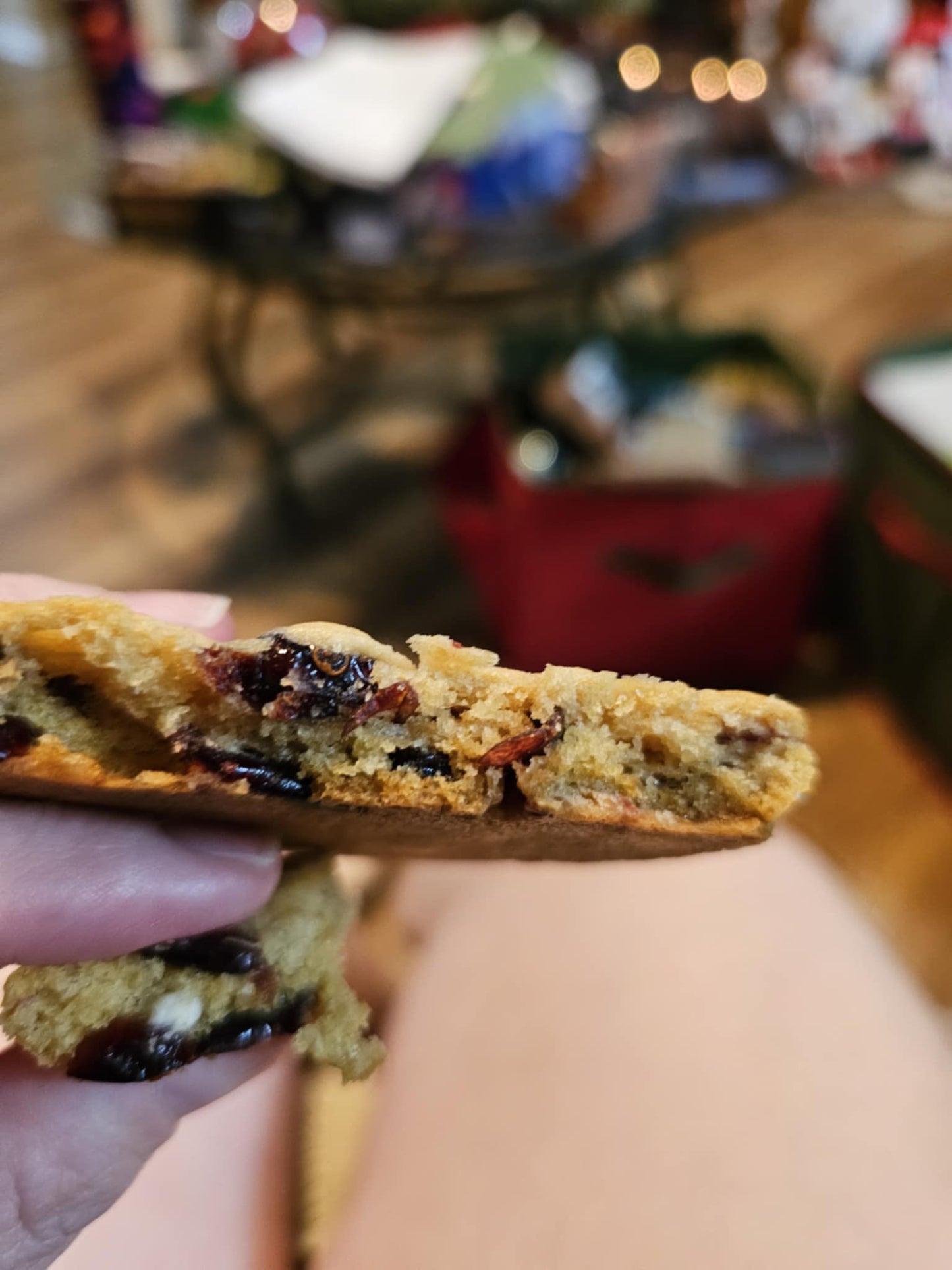 White chocolate chip craisin cookies